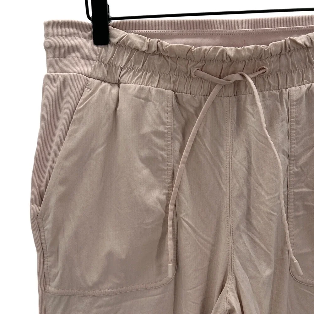 Lululemon Beyond The Studio Jogger Pants‎ Size 12 Feather Pink Athletic Lounge